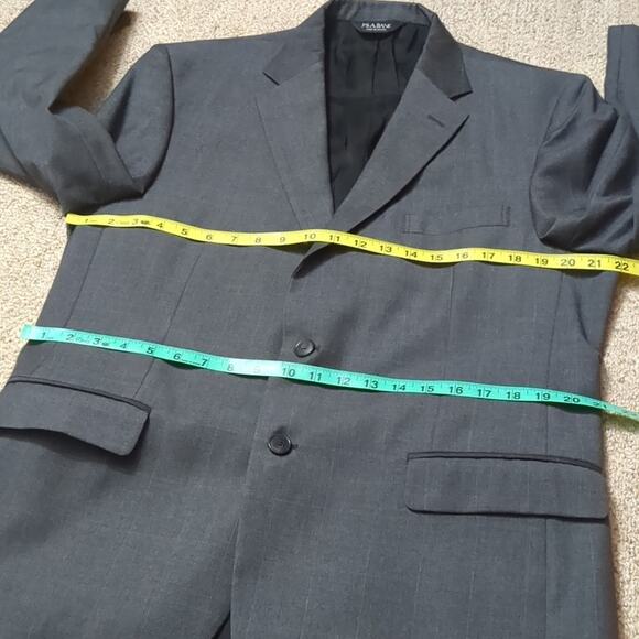 JoS A. Bank Men's Gray Plaid Wool Suit Jacket Sport Coat Travelers Collection 42 - Picture 3 of 10